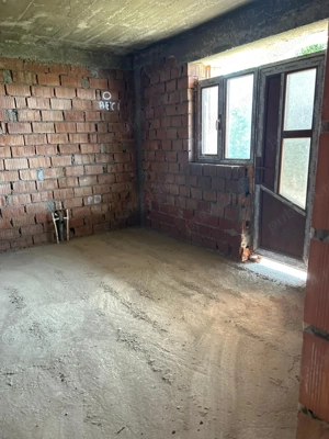 Vând casă cu etaj în comuna pietroasele ,Buzău  - imagine 7