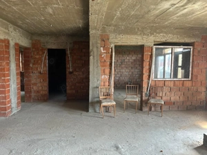 Vând casă cu etaj în comuna pietroasele ,Buzău  - imagine 5