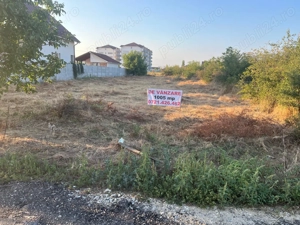 Teren Intravilan de Vânzare