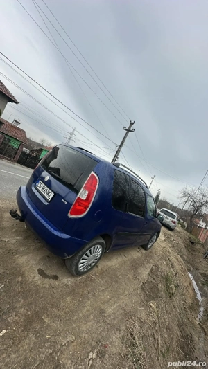 skoda roomster an 2008 - imagine 3