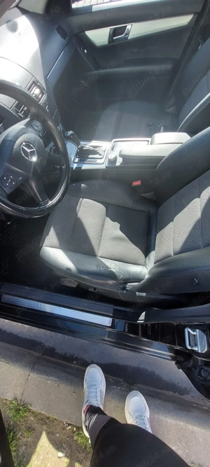 Mercedes Benz C-200.   - imagine 4 Mercedes Benz C-200.   - imagine 4