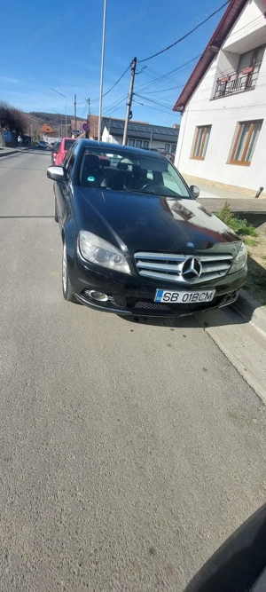 Mercedes Benz C-200.   - imagine 2 Mercedes Benz C-200.   - imagine 2