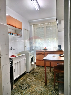 Apartament cu potențial, situat în zona centrala-Mediaș - imagine 5