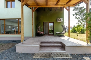 Casă nouă, spațioasă, în cartierul rezidențial din Curtici