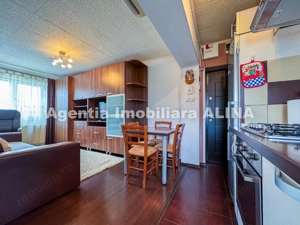 Ap. 2 camere LA CHEIE, in Deva, zona Dacia, Aleea Salcamilor, 27 mp, semidecomandat, et 4... - imagine 3