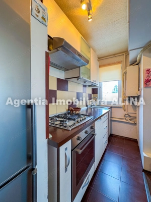 Ap. 2 camere LA CHEIE, in Deva, zona Dacia, Aleea Salcamilor, 27 mp, semidecomandat, et 4... - imagine 8