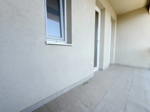 Apartament 2 camere, 60mp utili + balcon 6mp, etaj 1/3 -Giroc - imagine 12