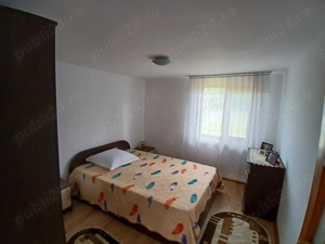 Casă cu teren și Anexe  - imagine 5