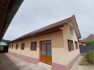 Casă cu teren și Anexe  - imagine 7