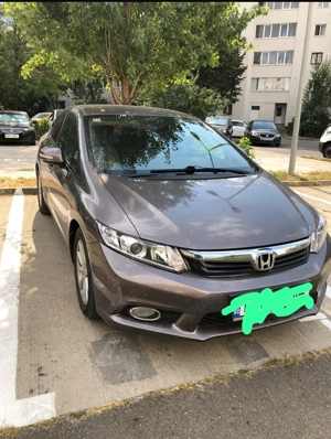 Honda Civic 4D 1.8 benzină   2012   întreținută - imagine 3 Honda Civic 4D 1.8 benzină   2012   întreținută - imagine 3