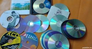 105. 34 CD și DVD de pus in pomi înfloriți contra păsărilor  - imagine 2