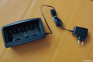 Încărcător de baterii Varta, funcțional, universal AA, AAA, 9V   - imagine 2