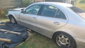 Mercedes w211 E220 2004