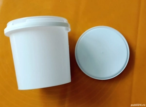 20 găletușe de iaurt, de 900 grame