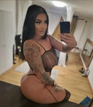 Azi am ajuns te aștept în locația mea , fac și deplasări 