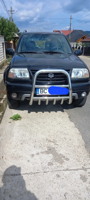 Suzuki grand vitara 4x4 2.0 benzină cutie automata.