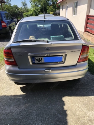 Opel Astra din 2007 - imagine 4