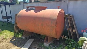 vand rezervor solid din metal cu suport si capac - capacitate 2,5 m3