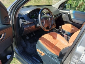 Land Rover  - imagine 4