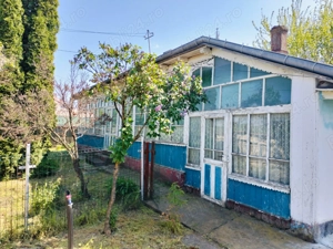 PERSOANA FIZICA!Casa batraneasca cu teren si livada,sat Macaresti, com Prisacani iasi