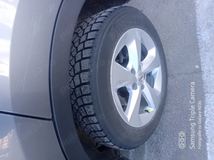 Vind Nissan qashqai anul 2017 ,1.5.115 cc .D fooll opțional  - imagine 5