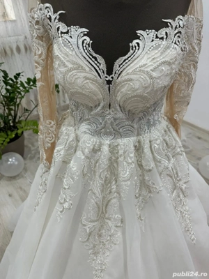 Vand rochie mireasa 