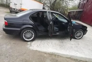 BMW-Seria 5 E 39 - imagine 4
