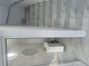 Posturi de lucru disponibile într-un salon modern din Târgoviște  - imagine 3