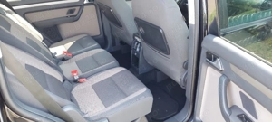 VW Touran Cross - imagine 10 VW Touran Cross - imagine 10