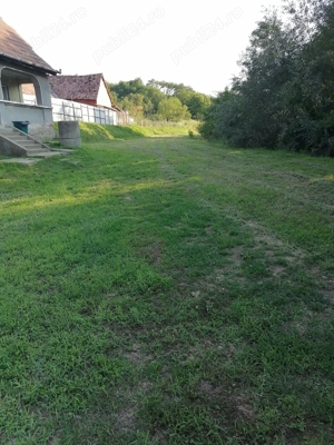 Casă și teren de vânzare  - imagine 2