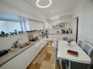 Casa individuala, 5 camere , 3 bai,2 balcoane ,acces auto, Braytim - imagine 5