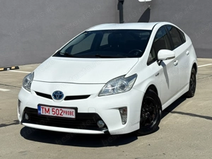 Toyota Prius Hibryd 2015 recent adus, Finantare, Rate