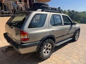 Opel Frontera 2.2 DTI - imagine 3