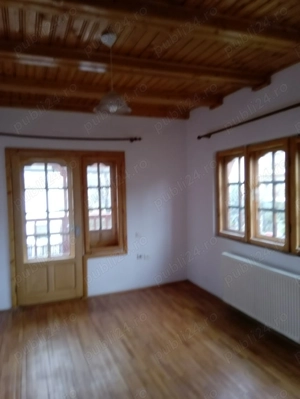 Vila de vinzare in Orasul Busteni (Prahova) cu vedere la Cruce-Bucegi - imagine 10