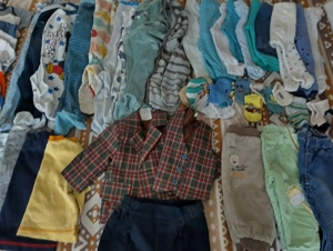 Haine bebeluși număr 68 , lunile 4-6 