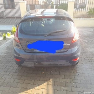 vând Ford Fiesta 1.3 benzina 2009 - imagine 2