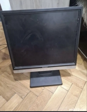 Vand monitoare si tastatura - imagine 3