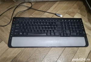 Vand monitoare si tastatura - imagine 5