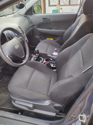 Vând Hyundai I30 CW,in stare foarte bună  - imagine 4 Vând Hyundai I30 CW,in stare foarte bună  - imagine 4