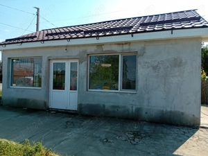 . Vând casă și spațiu comercial în isalnita,180000euro  - imagine 2 . Vând casă și spațiu comercial în isalnita,180000euro  - imagine 2