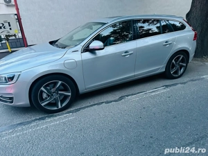 volvo v60 plug in hybrid  - imagine 2