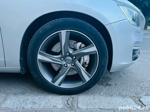 volvo v60 plug in hybrid  - imagine 3