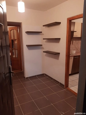 Închiriez apartament 2 camere decomandat zona Soarelui  - imagine 2