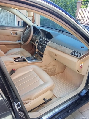 Mercedes Benz e Klasse  - imagine 5 Mercedes Benz e Klasse  - imagine 5