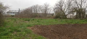 Teren intravilan arabil 3846 mp, Topraisar.Zona buna,sub pretul pietei. Pt locuinte sau orice. 