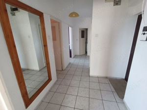 Proprietar vand apartament 2 camere decomandate, Ploiesti bloc Mercur etaj 6, - imagine 5