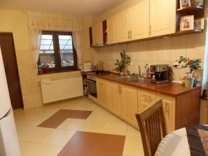 Casă primitoare, gata să devină  acasă    liniște, spațiu și confort - imagine 6