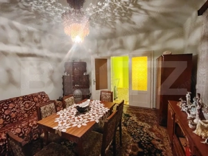 Casă solidă cu pod, foișor și 2 garaje in Tarnaveni - imagine 12