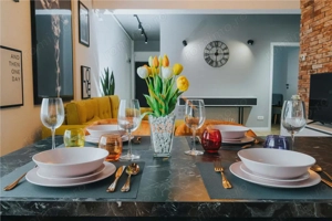 APARTAMENT 3 CAMERE| MOBILAT | UTILAT| ULTRACENTRAL |BLOC NOU |ORADEA - imagine 4