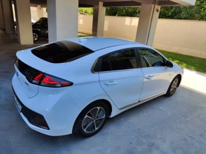 Hyundai ioniq 2022 Plug-in - imagine 9 Hyundai ioniq 2022 Plug-in - imagine 9
